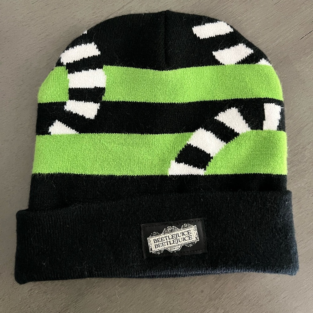 Beetlejuice sand worm beanie